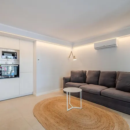 Flateli Pda Centre * بلاتجا ذارو